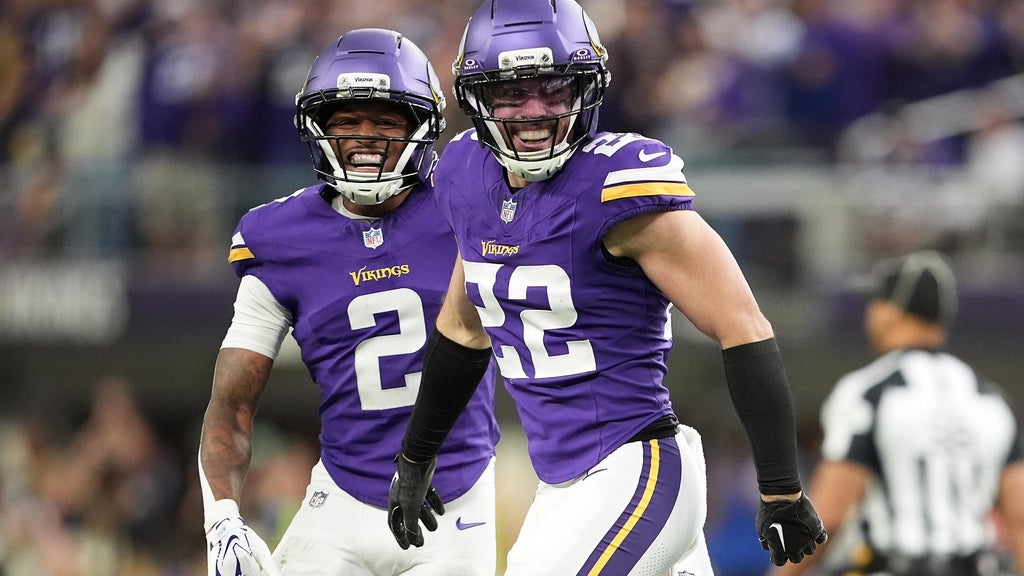 Vikings defense clamps down on Daniel Jones and the Colts for a 16-10 victory to stay undefeated — WCCO / CBS Minnesota, Plano Arts news