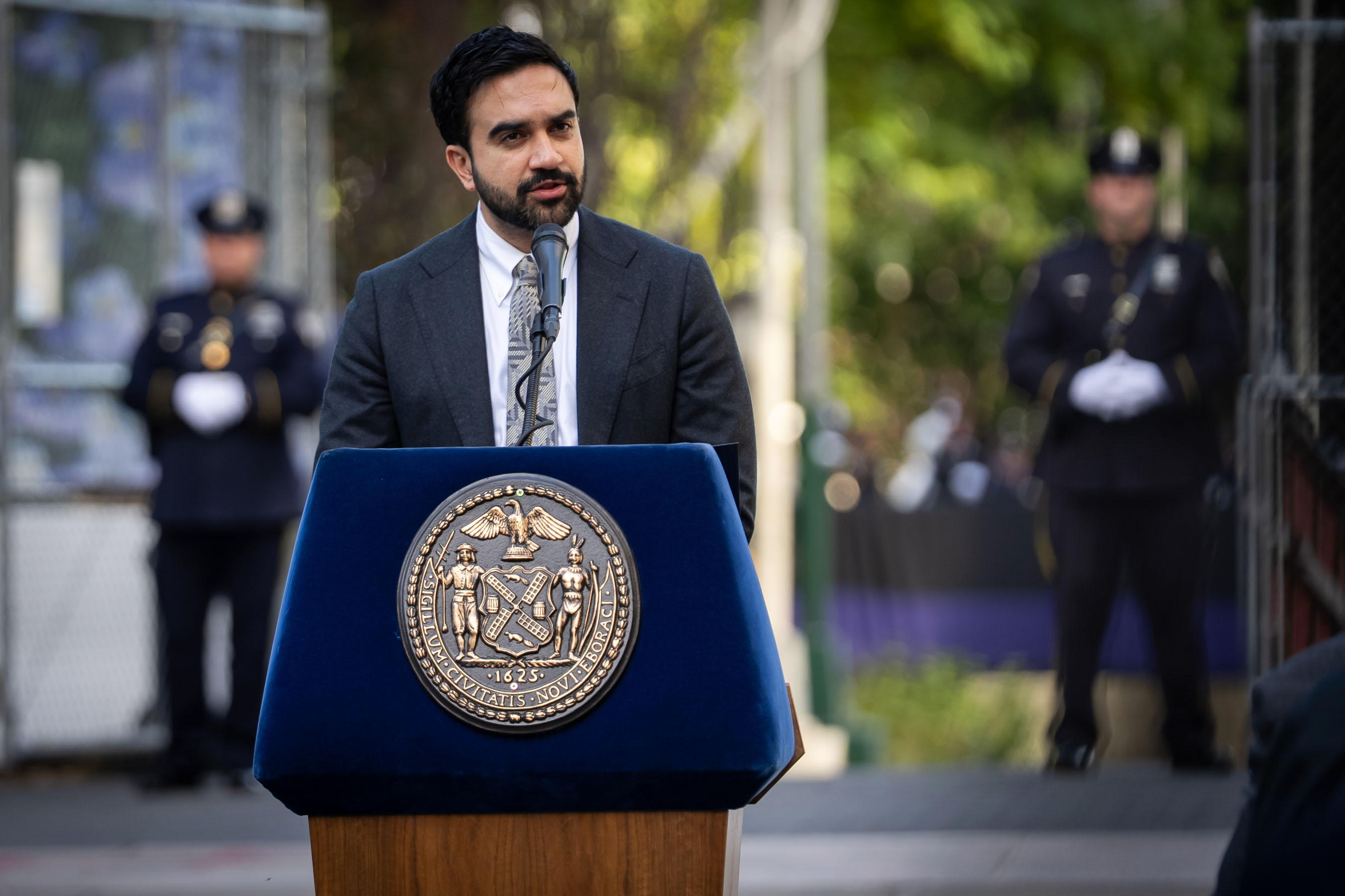 Mamdani-backed housing bill will give nonprofits head start on buying NYC apartments — Gothamist, Plano Government news