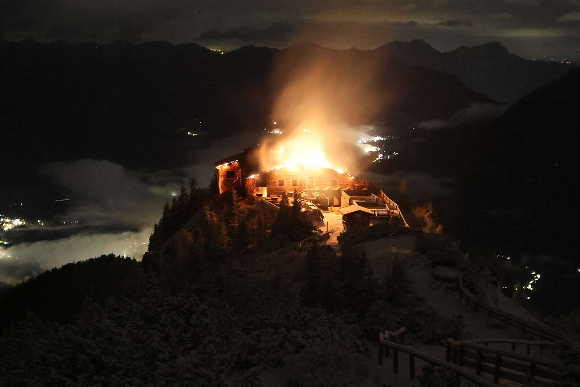 Fire devastates Eagle's Nest retreat built for Hitler in Germany; A suspect is detained — WESH 2 Orlando, Plano Community news